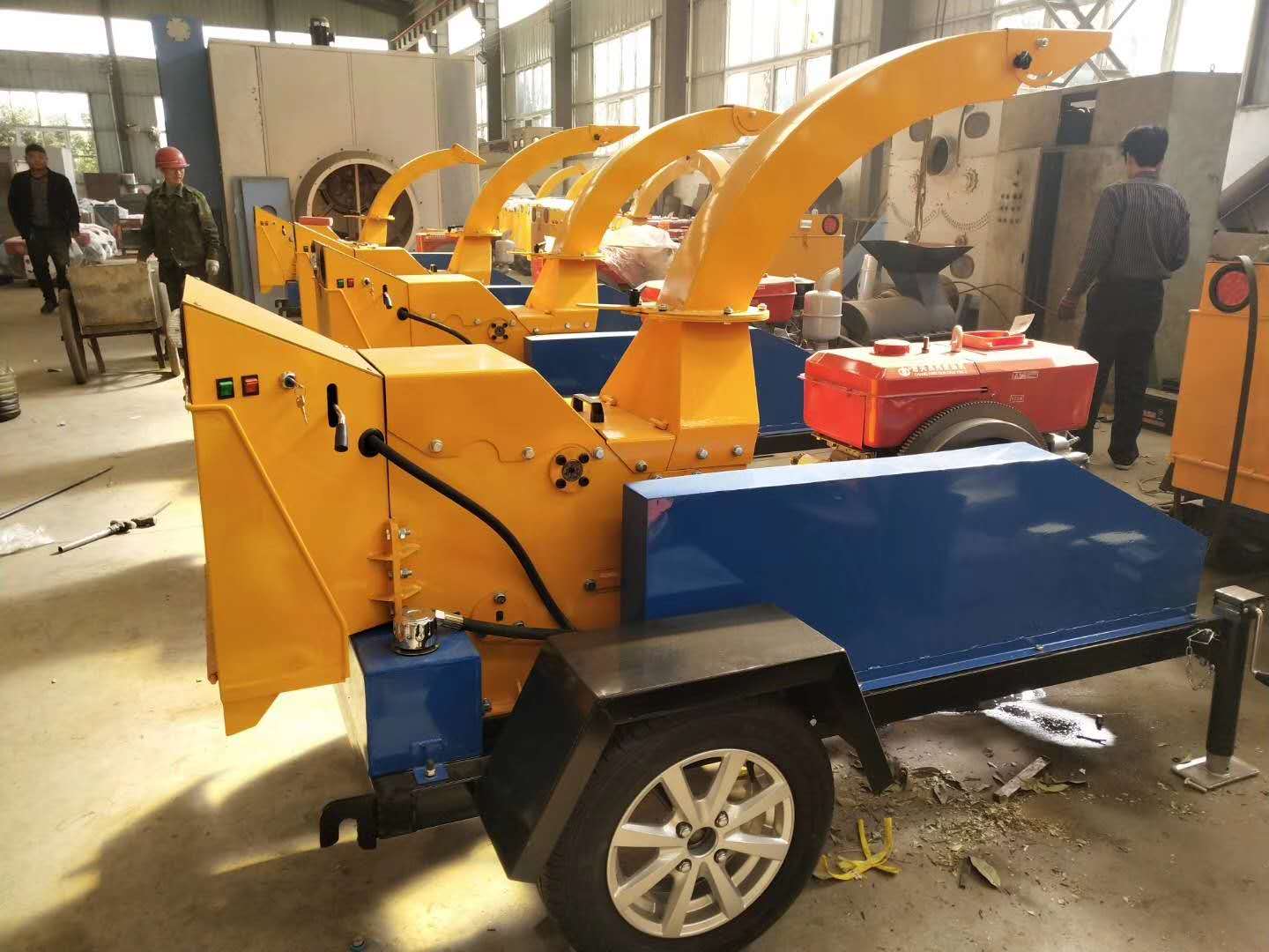 Garden branch shredder