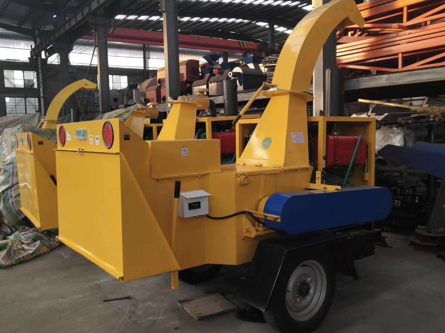 Garden branch shredder