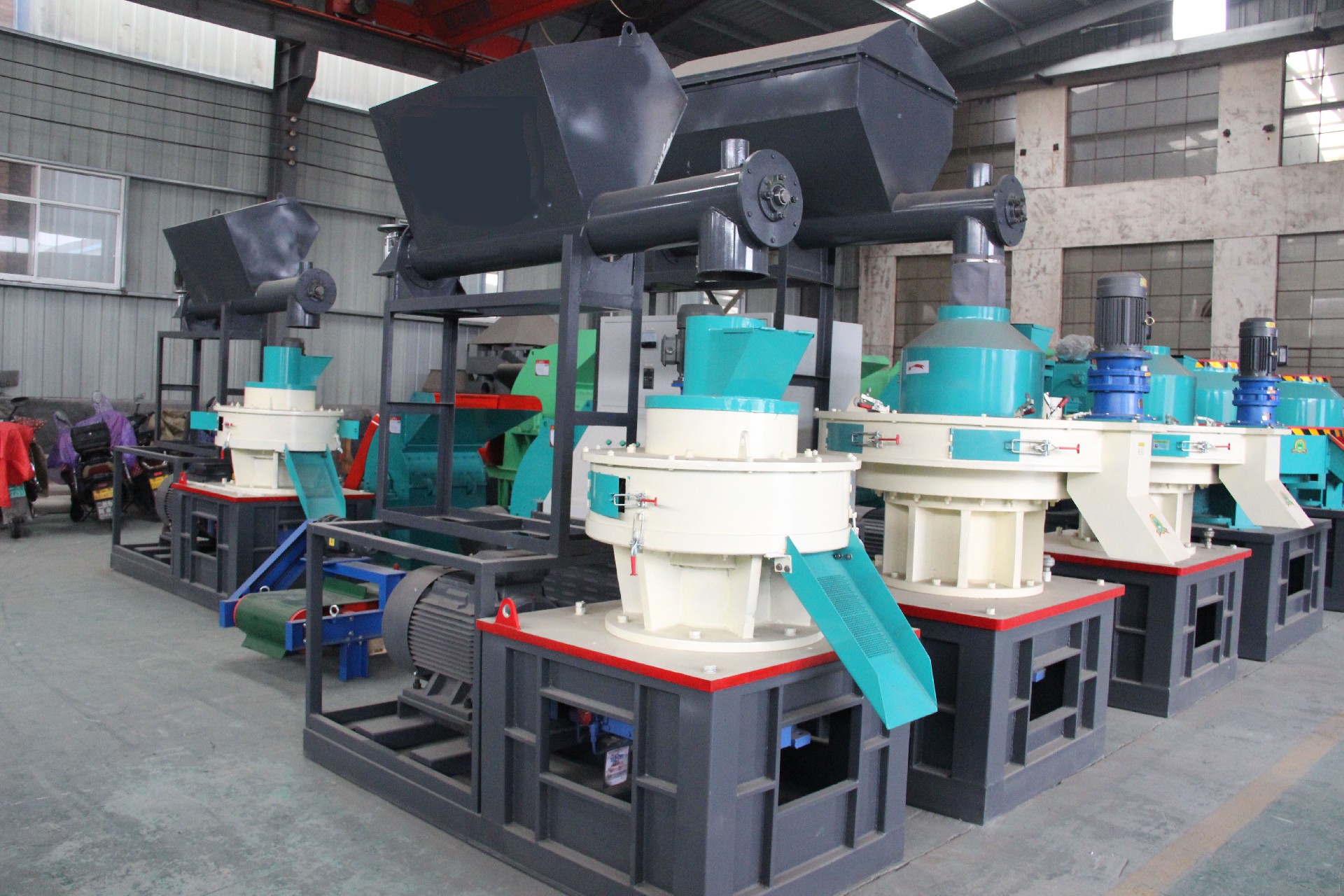 Biomass pellet machine